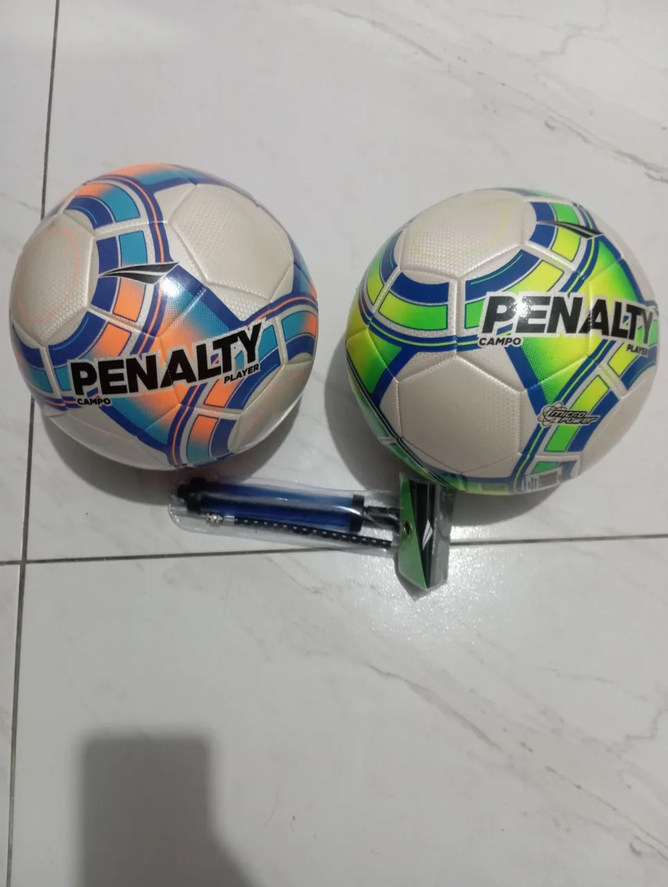 2 Bolas de Futebol Penalty Campo Player Novas