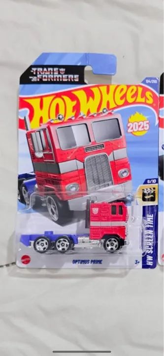 Hot Wheels Optimus Prime Transformers