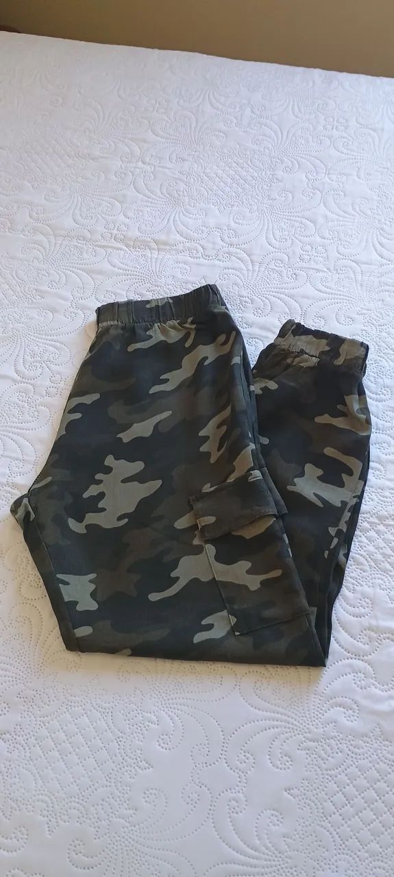 Calça Cargo Camuflada 