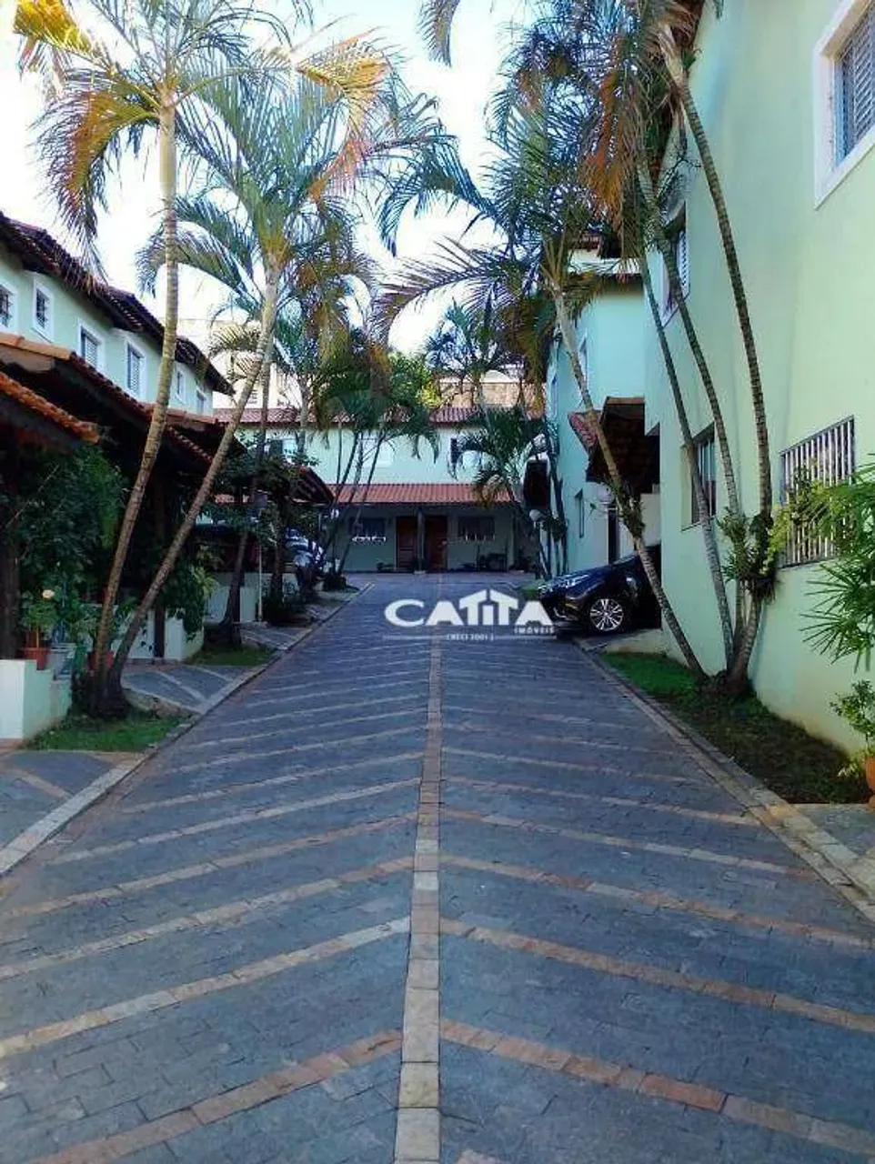 Sobrado em condomínio fechado com 02 quartos, Vila Carmosina Itaquera