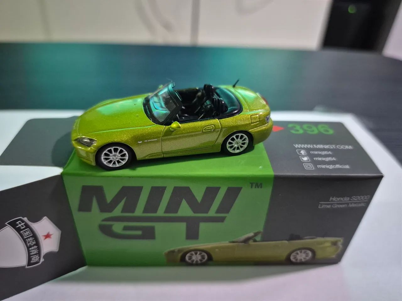 Mini GT - 396 - Honda S2000