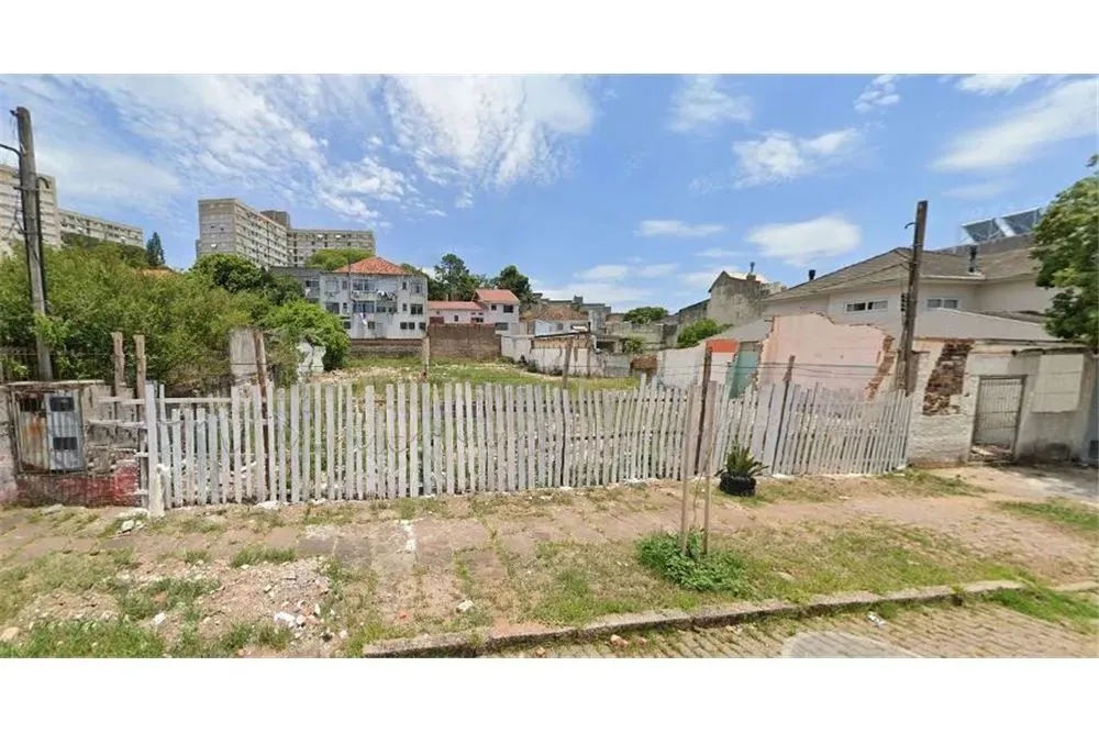 Terreno à venda em Porto Alegre, Santo Antônio, 1317m²