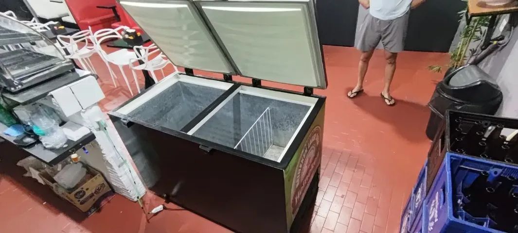 Vende-se esses itens64573993838723124