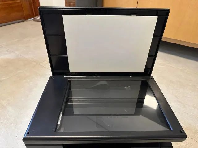  Multifuncional Impressora, cópia e Scaner HP LaserJet M1132 Monocromática com dois toners - Foto 2