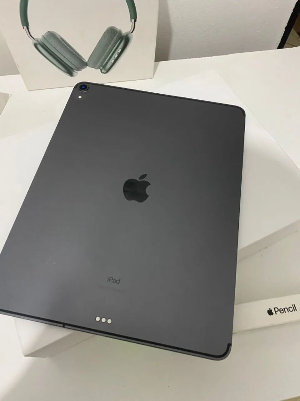 Apple iPad Pro 3 Geracao. 256GB Wi-Fi +Cellular 12.9