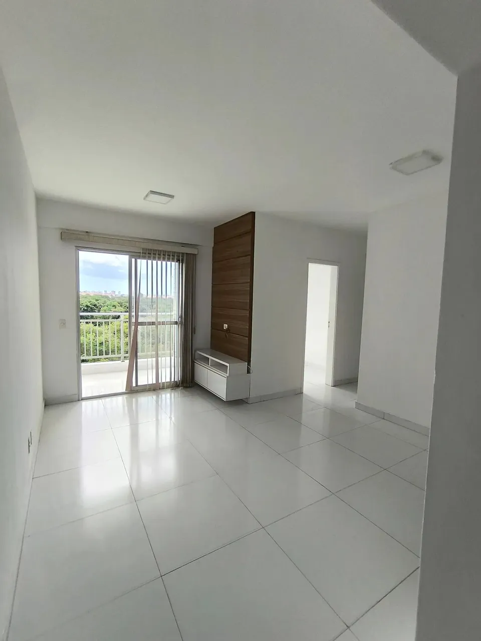 alugo apartamento Brisas life três quartos sendo duas suítes