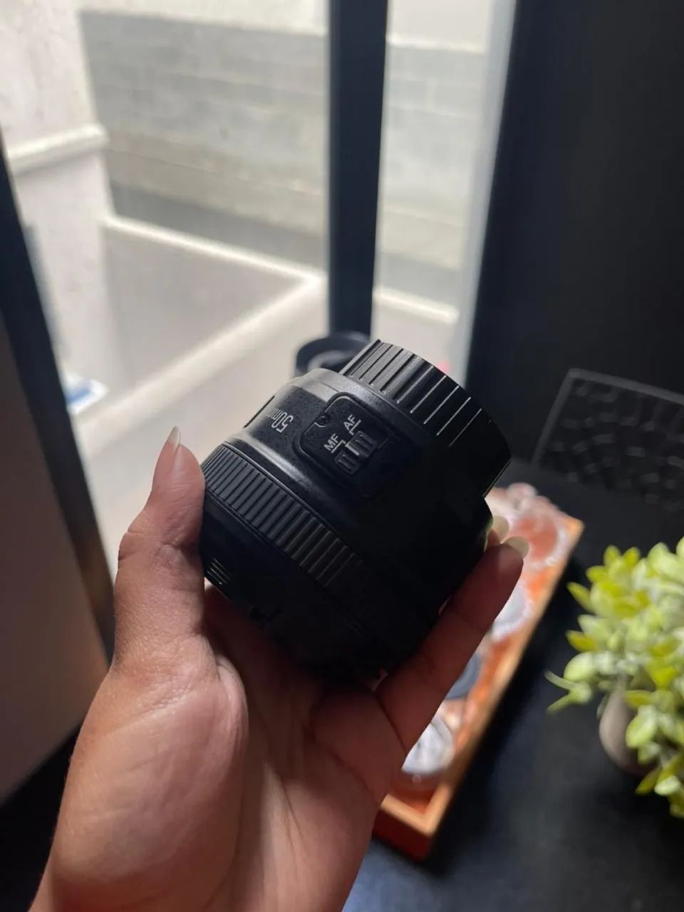 Lente Yongnuo 50mm f/1.8 para Nikon - Foto 5