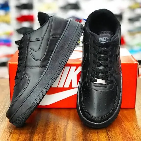 Nike Air Force 1 - Preto