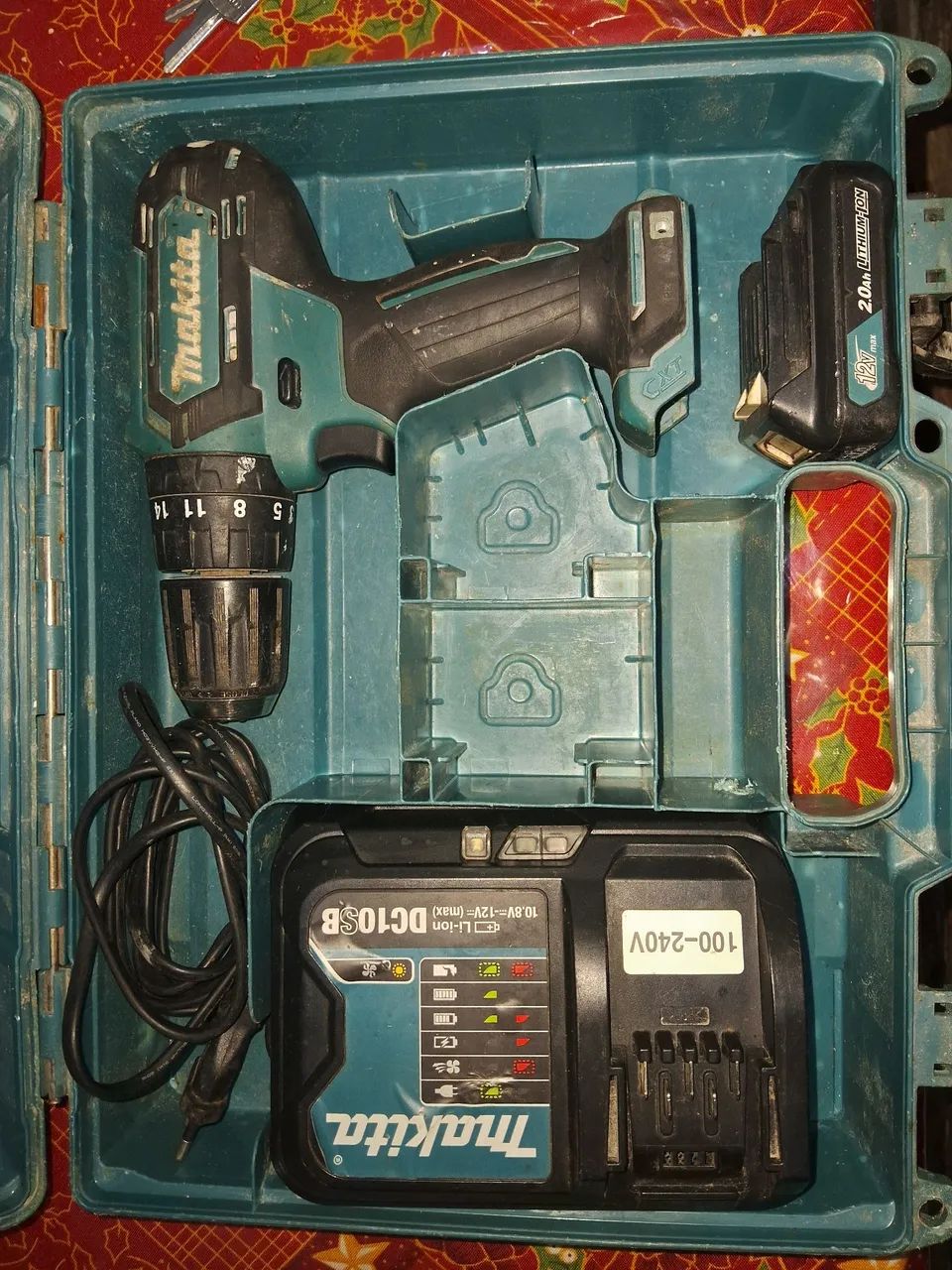 Furadeira e Parafusadeira Makita 12V - Foto 2