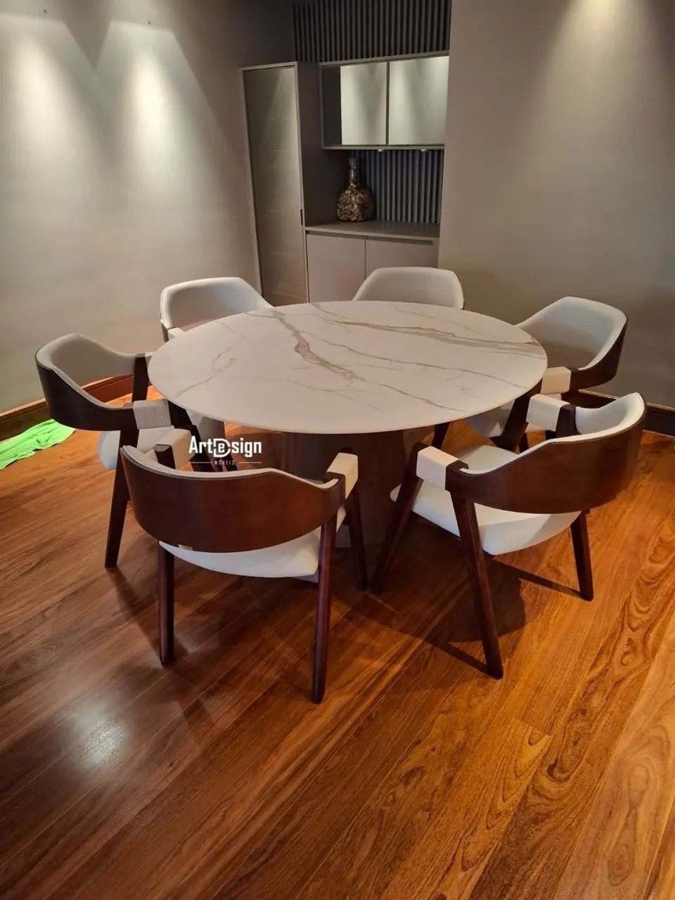 Mesa de jantar com pedra calacata ultracompacta  - Foto 2