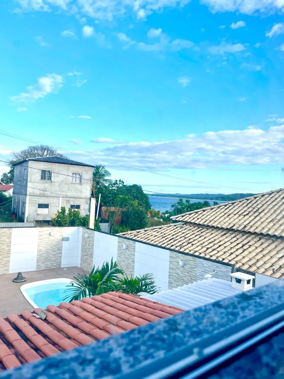 Casa na praia da bica/ cabucu