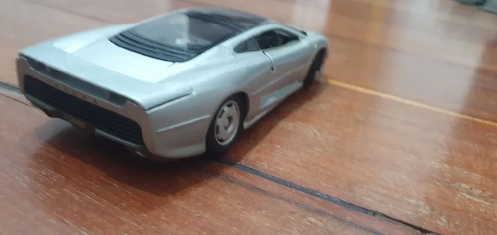  Jaguar Xj220 - Maisto 1/24 - Foto 5