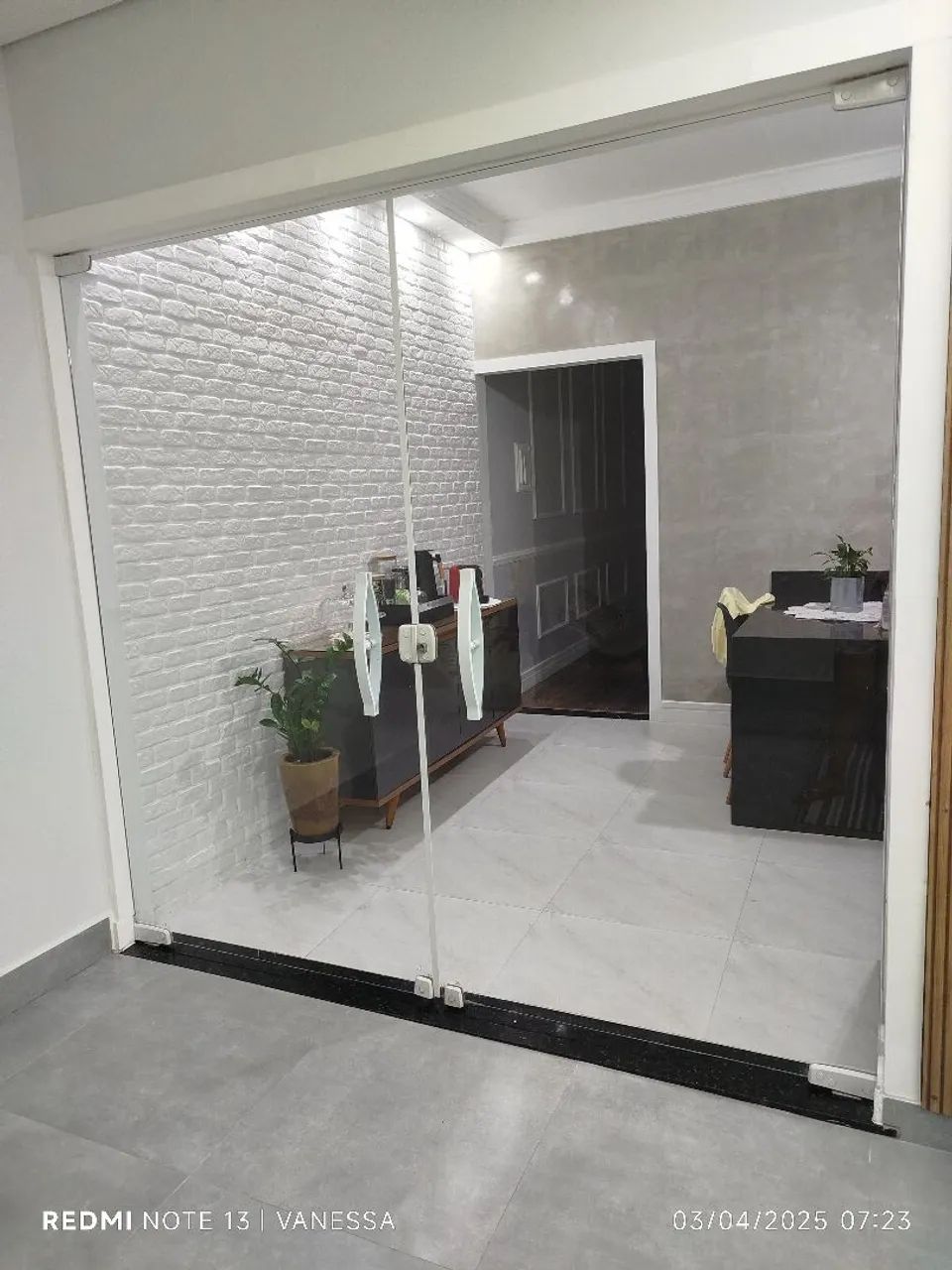 Porta de vidro temperado com design moderno - Foto 4