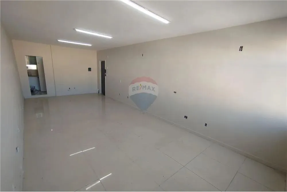 Sala Comercial com aproximadamente 35m² para locação em Jardim da Penha