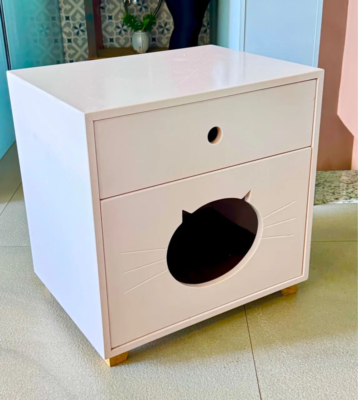 Cômoda/Cama para Gatos - Design Moderno