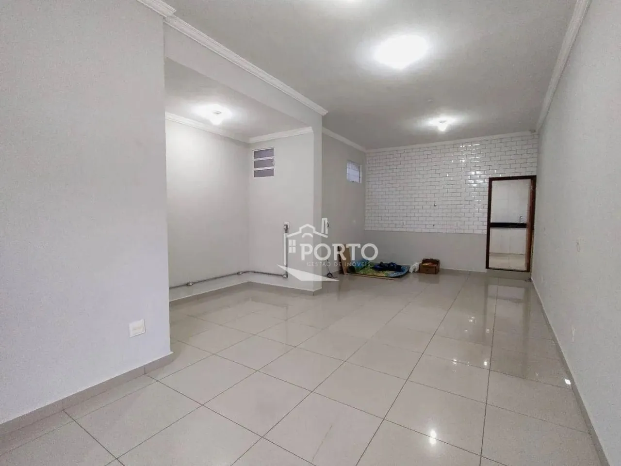 Salão comercial para alugar no bairro Paulista em Piracicaba