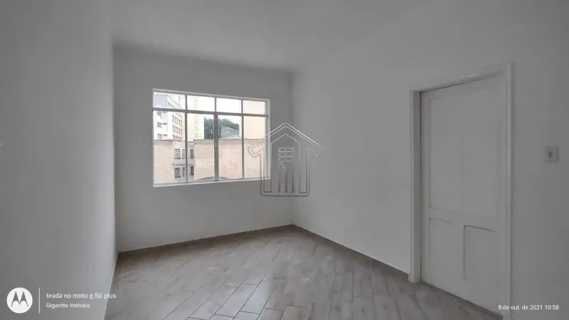 Sala Comercial Locação no bairro Centro, 20 A 22 M
