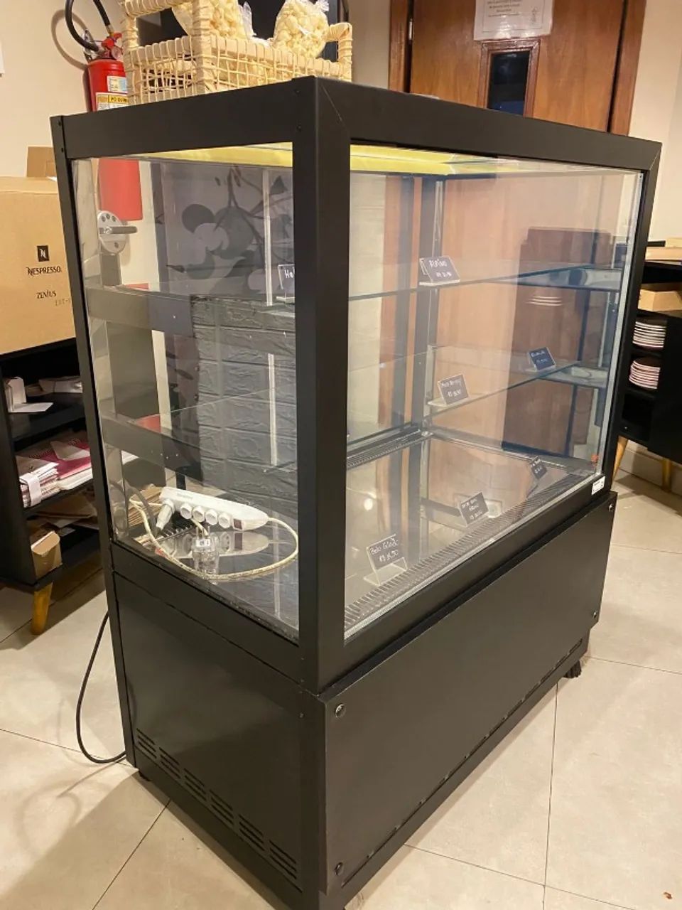 Balcão Refrigerado Ômega - Delta Preto 127v - DBR 1.0 - Foto 4