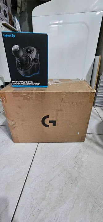 Kit Volante Logitech G923 com add-ons semi novo 