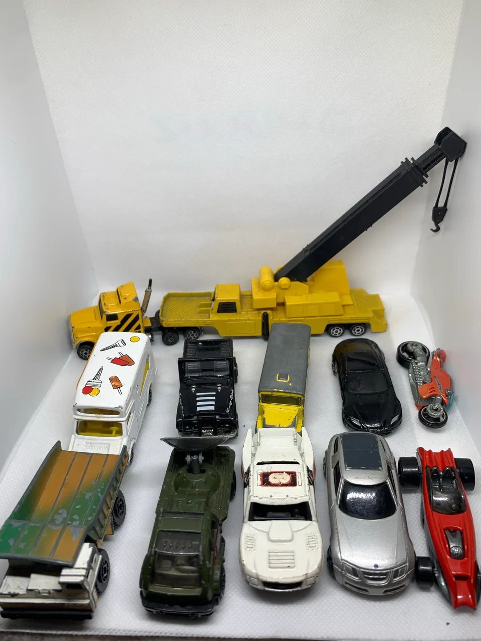 Lote de Carrinhos de Brinquedo Antigos - Matchbox, Hot Wheels e outros - Foto 4