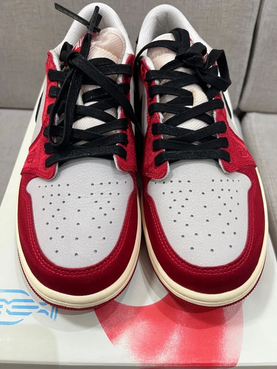 Air Jordan 1 Retro Low OG Trophy Room Away (41) - Foto 5