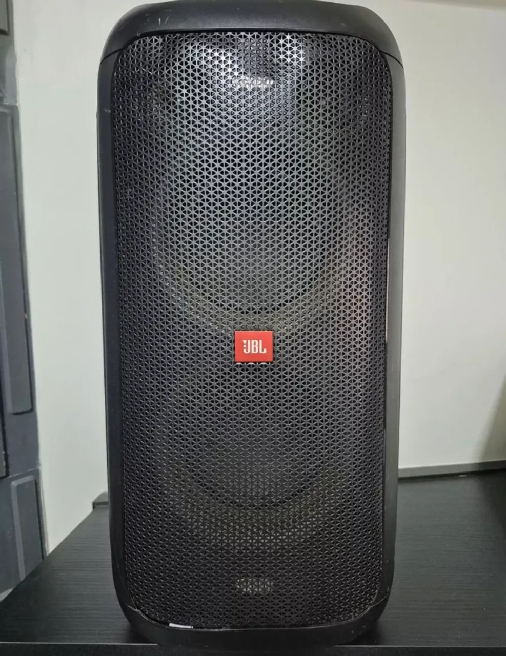 Caixa de Som JBL Partybox 100