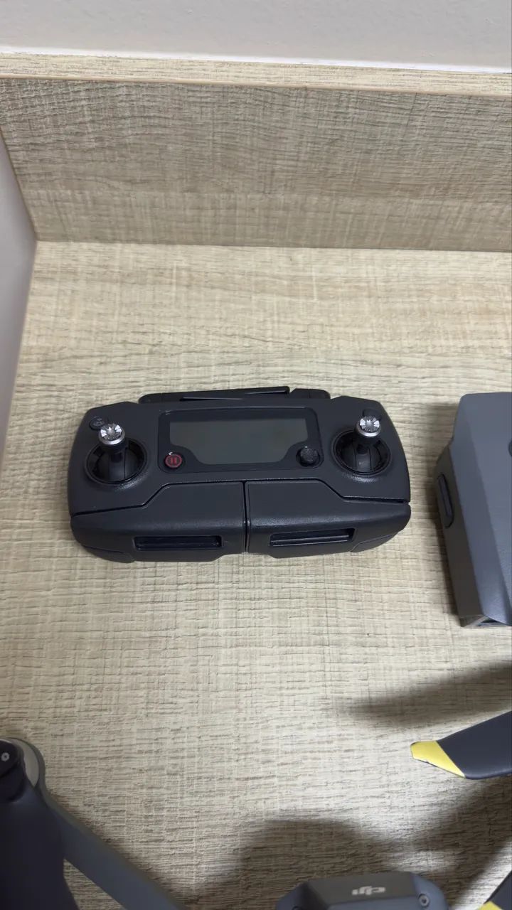 Drone Dji Mavic Pro 1 Combo Fly More - 2 Baterias E Bolsa Prateado  - Foto 6