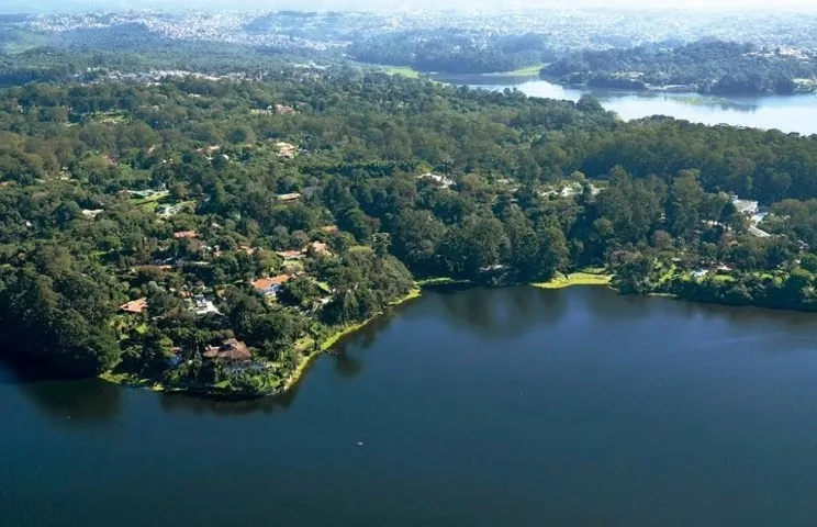 Lote em Condomínio Residencial Fechado