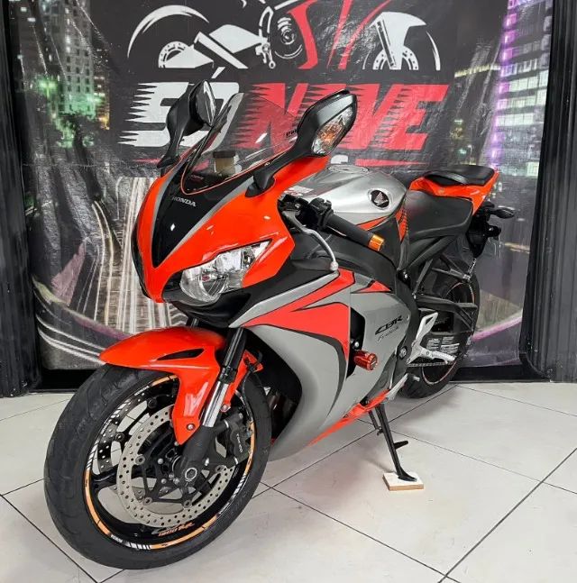Honda Cbr 1000RR FireBlade 2010 - Foto 4