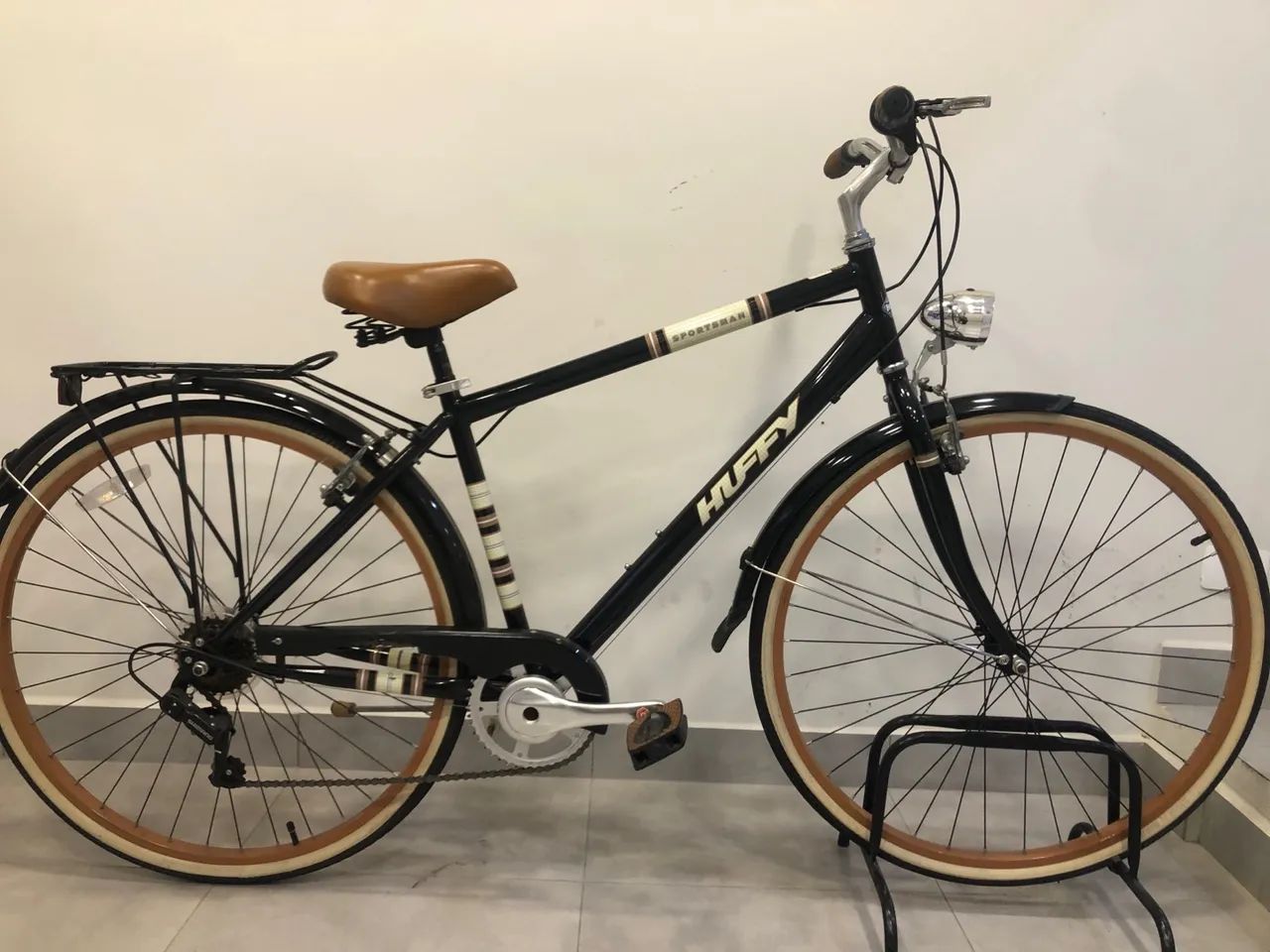 Bicicleta Retro Huffy Sportsman Design Clássico e Conforto