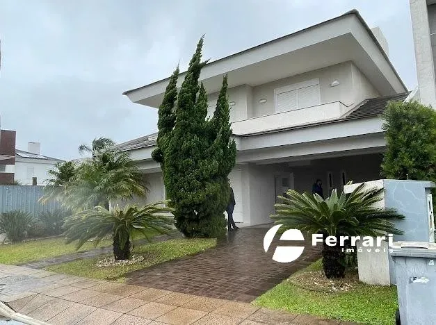 Luxuosa Casa em Condomínio no Capão da Canoa