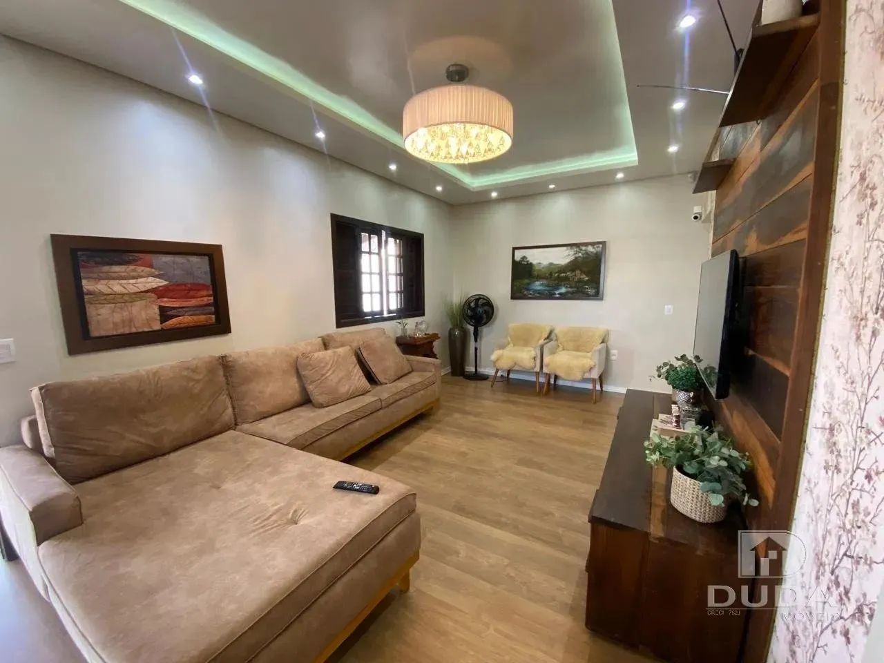 Linda casa com piscina - Foto 9