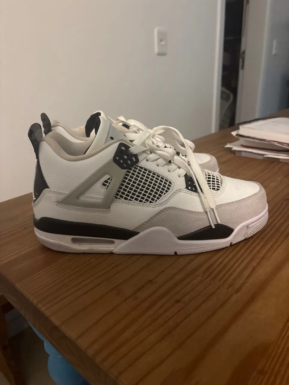 Air Jordan 4 military black