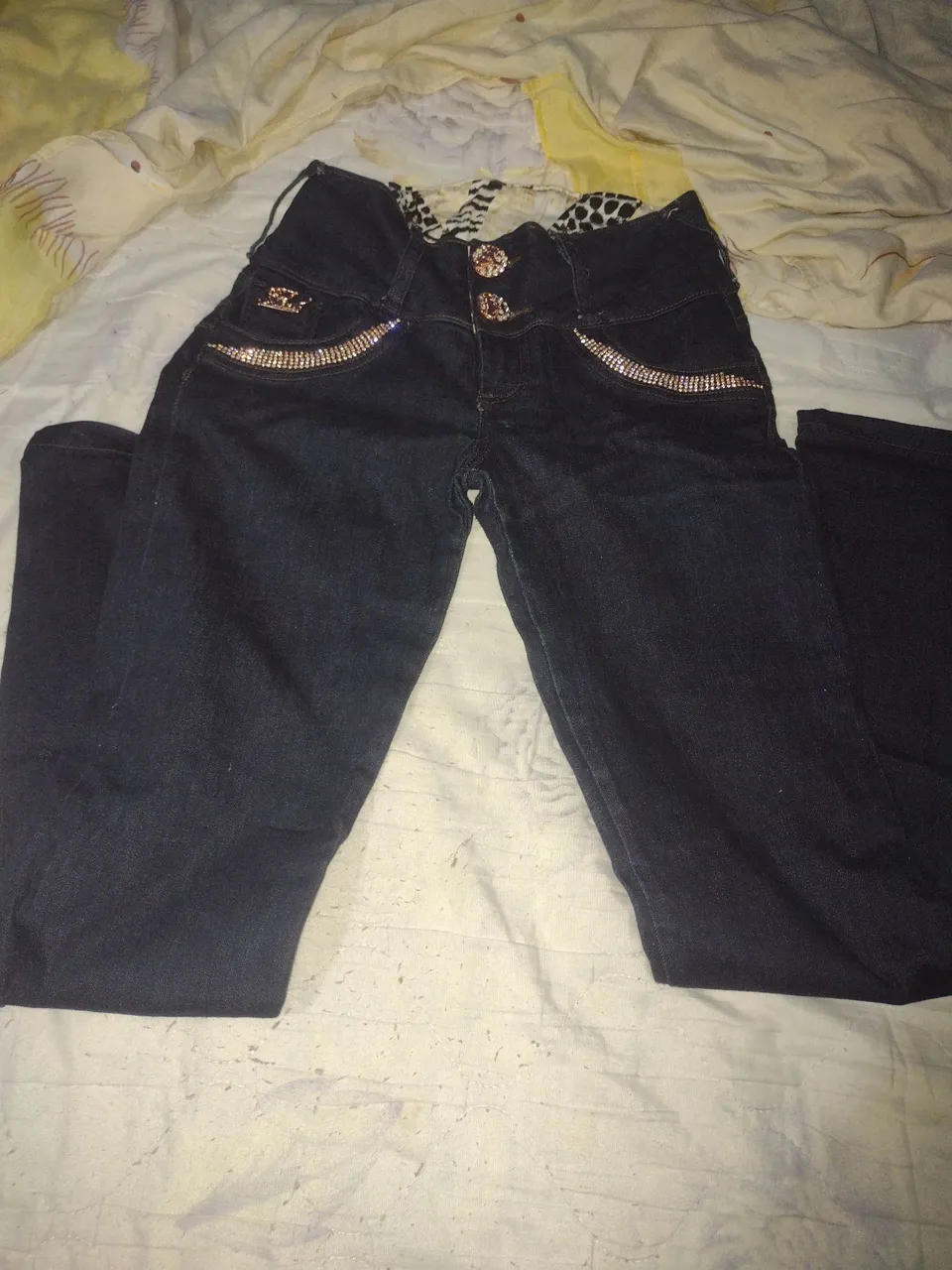 Vendo 1 calça e 2 bermudas tamanho 42