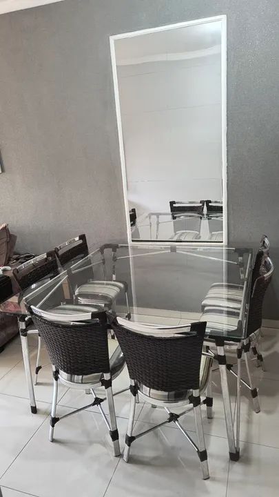 Mesa de Jantar de Vidro com Cadeiras - Foto 2