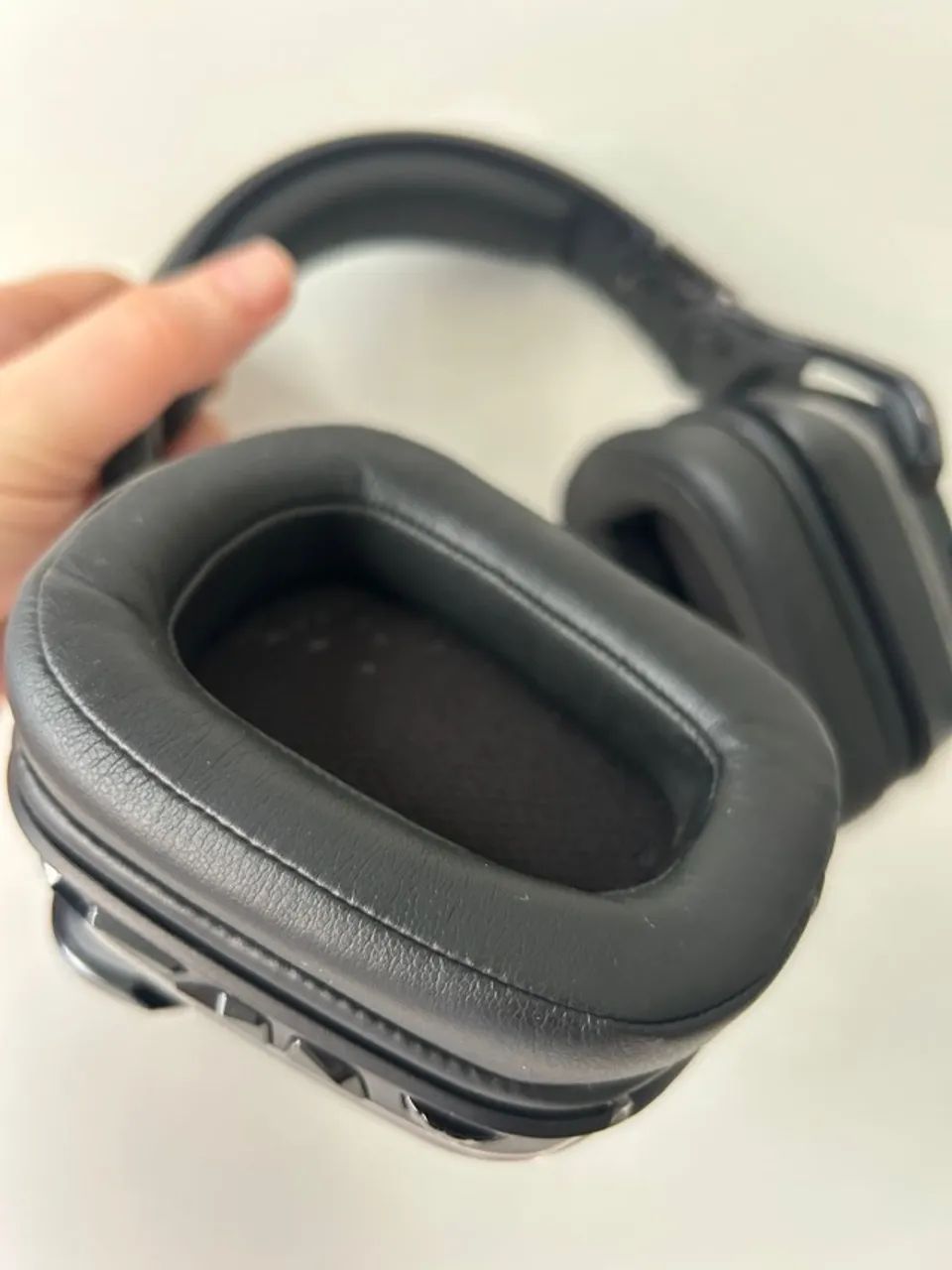 Headset Gamer Sem Fio Logitech G935 - Foto 5