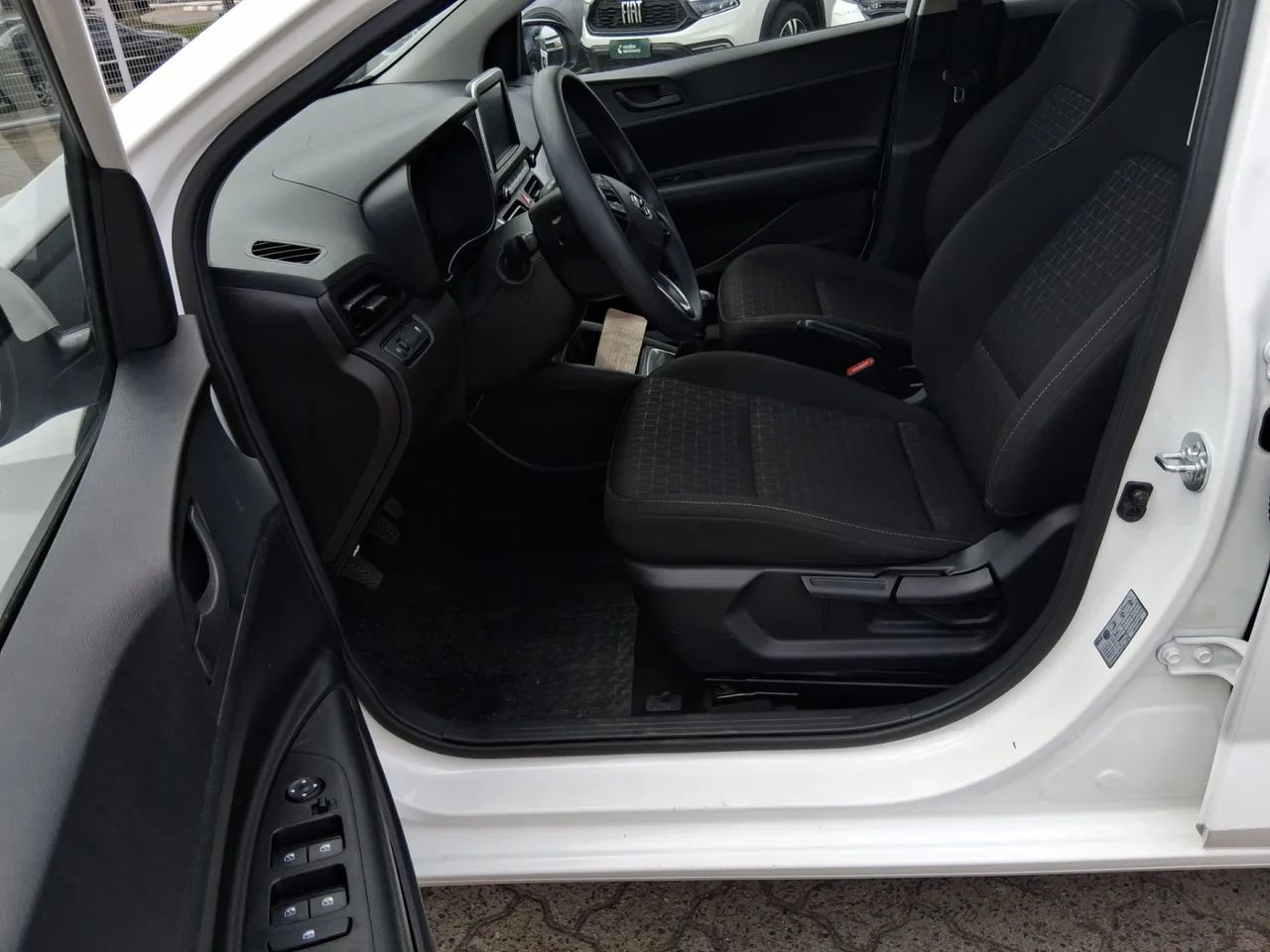 Hyundai HB20 Comfort Plus 1.0 Flex 12V Mec. 2025 - Foto 10