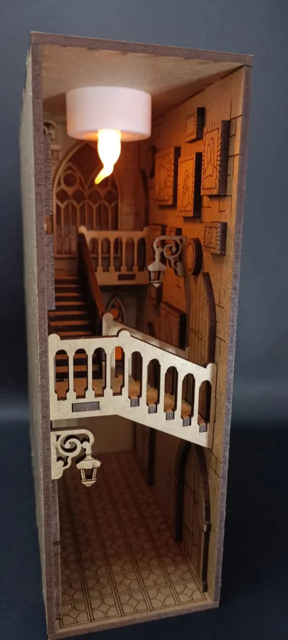 Book Nook Escadas de Hogwarts - Foto 4