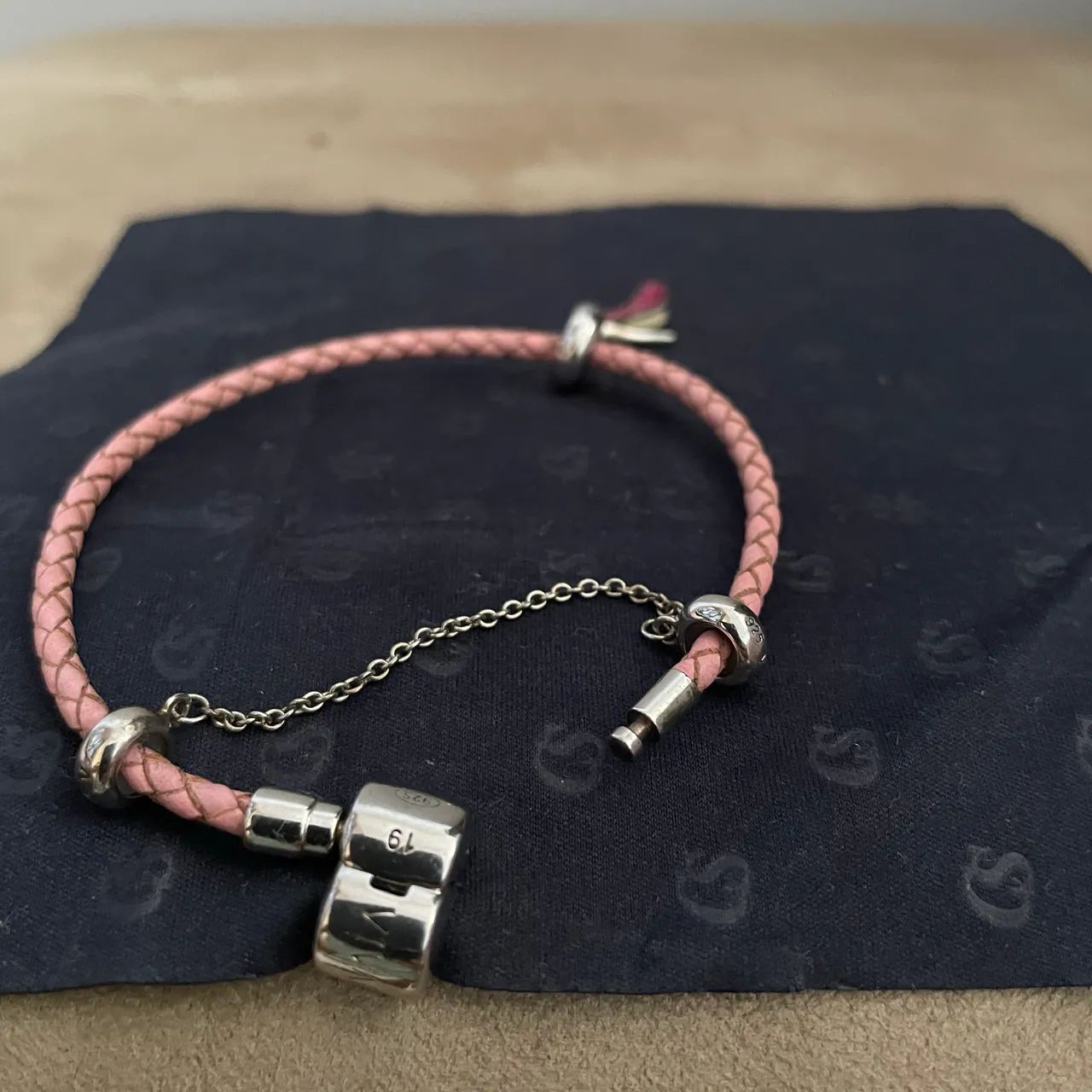 Pulseira trançada e pingente vivara  - Foto 3
