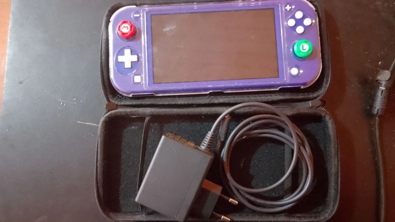Nintendo Switch Lite - Consoles de Vídeo Game - Vila Jardim