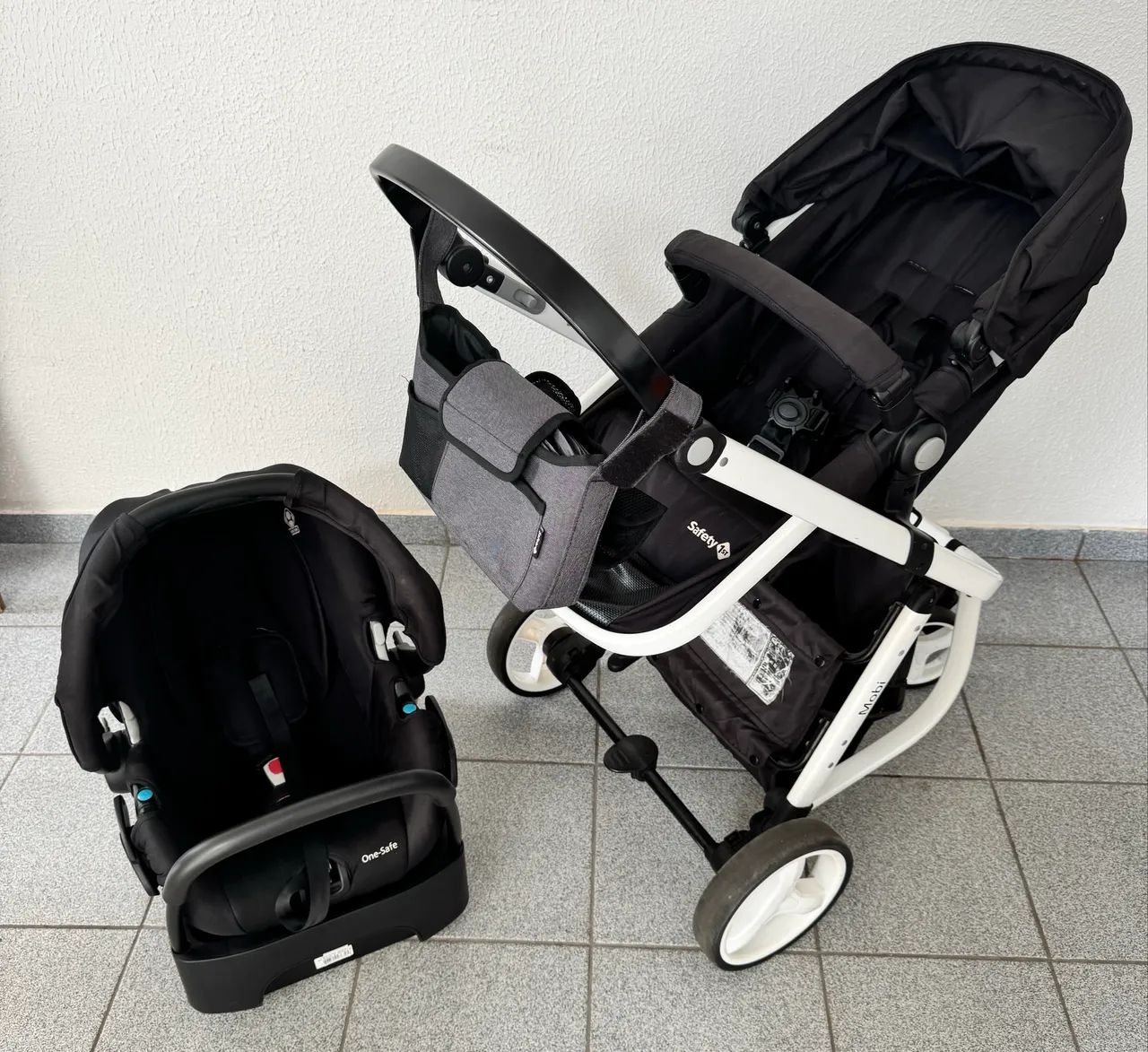 Carrinho de Bebê com Bebê Conforto Safety 1st - Foto 2