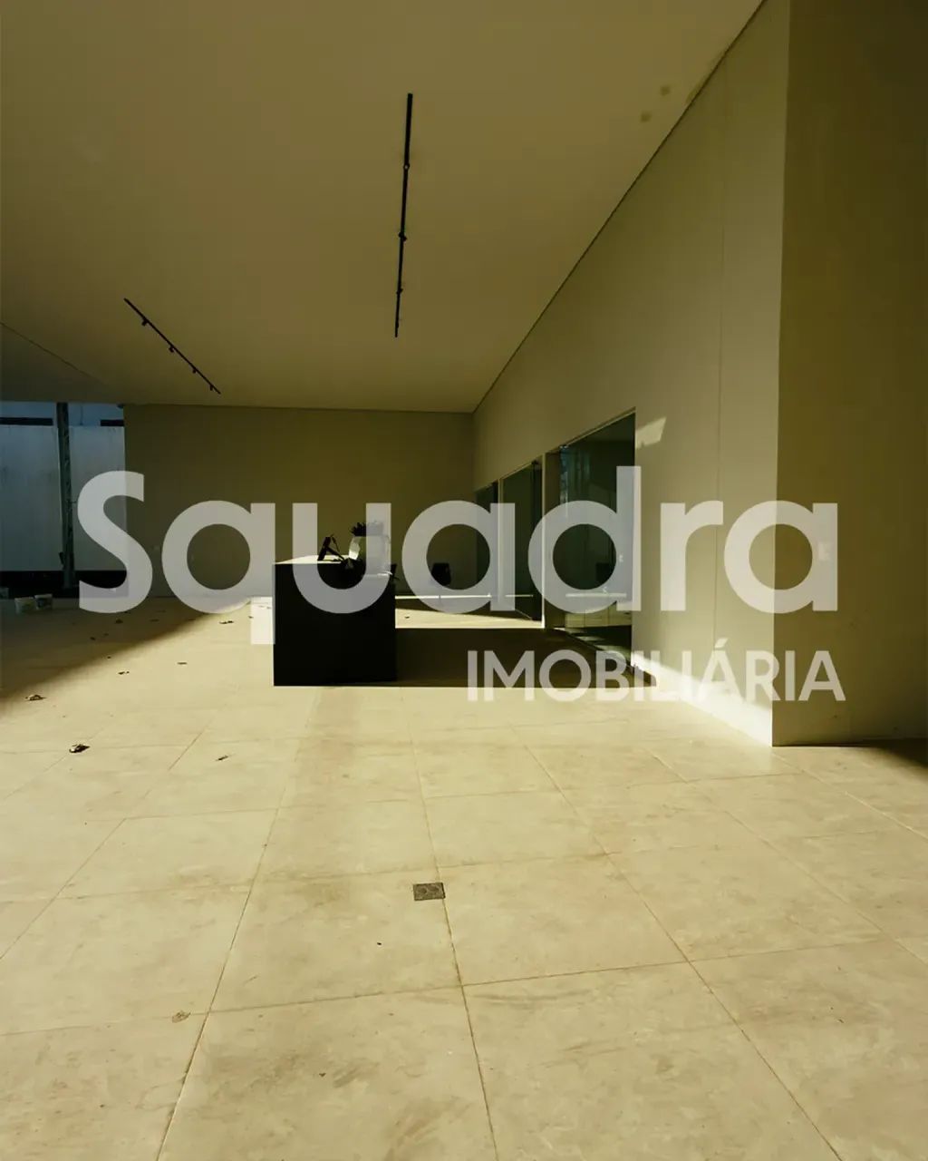 Galpão comercial na BR-116  Aproximadamente 2.000 m² de terreno - Foto 3