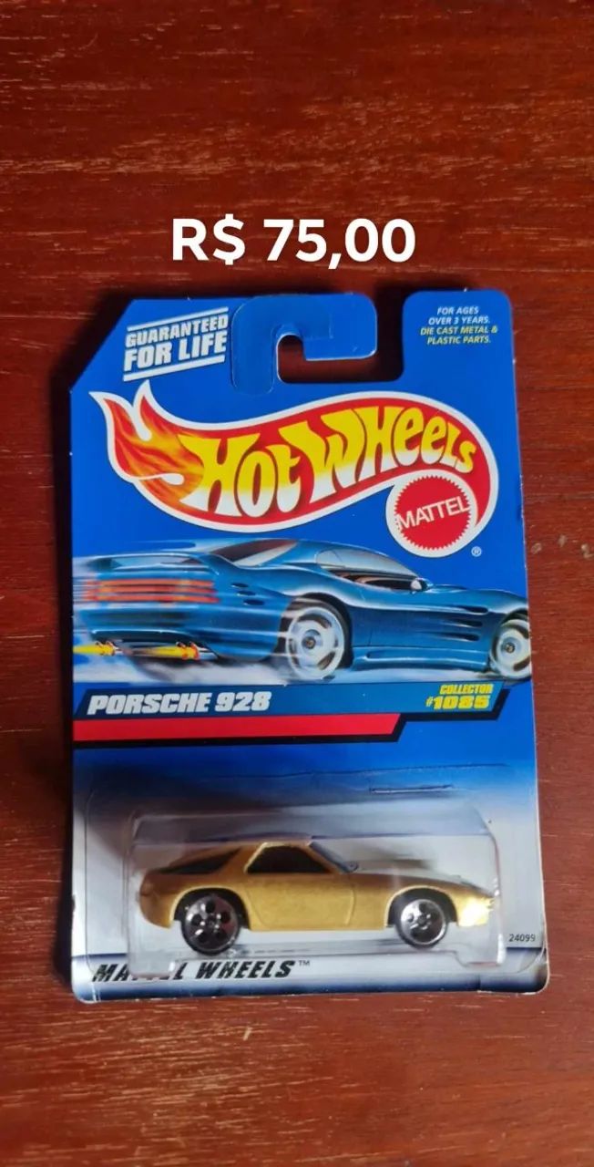 Hot Wheels Porsche 928 - Main Line - Escala 1:64 - Hobbies e
