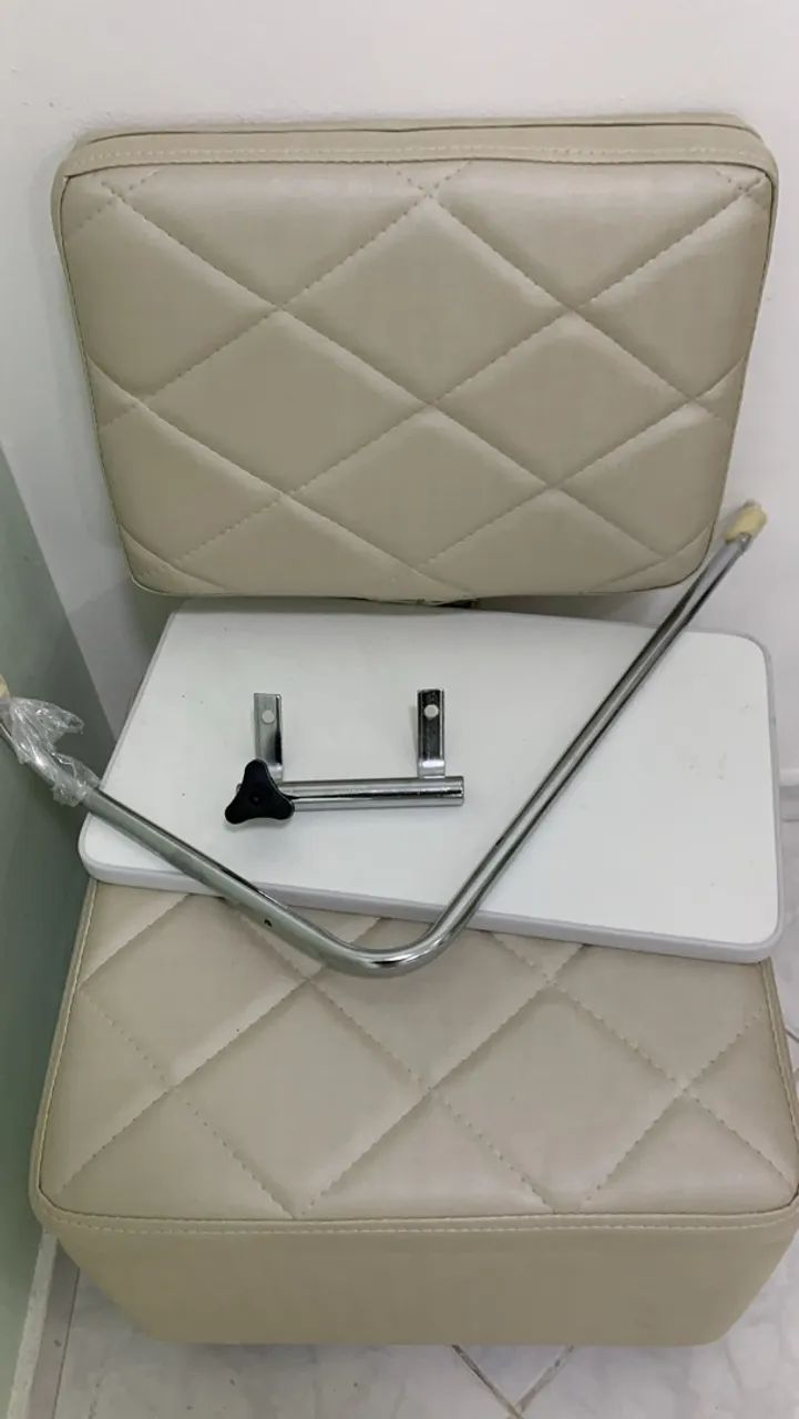 Ciranda Cadeira manicure 