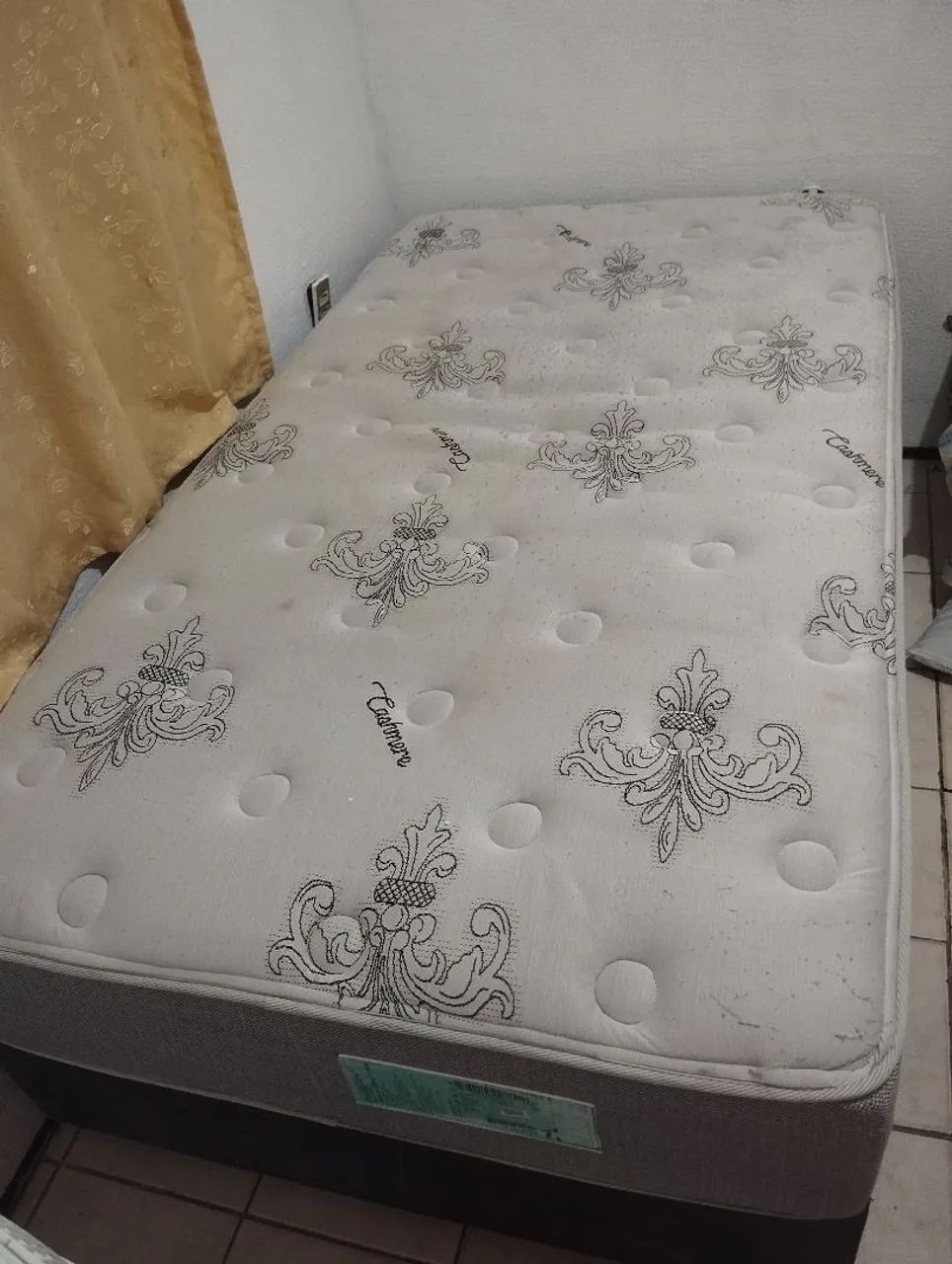 Vendo Cama Solteiro Sealy Miami - Foto 2