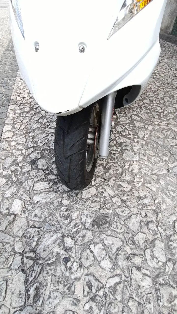 Suzuki Burgman 2015 - Foto 2