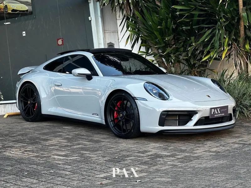 Porsche 911 2024