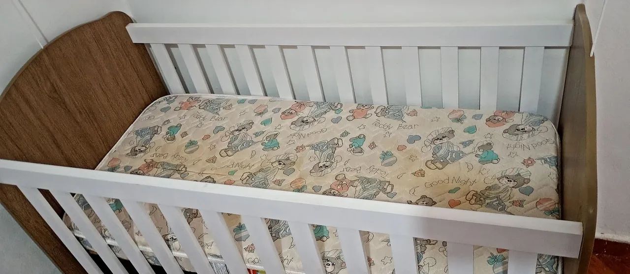 Berço semi novo