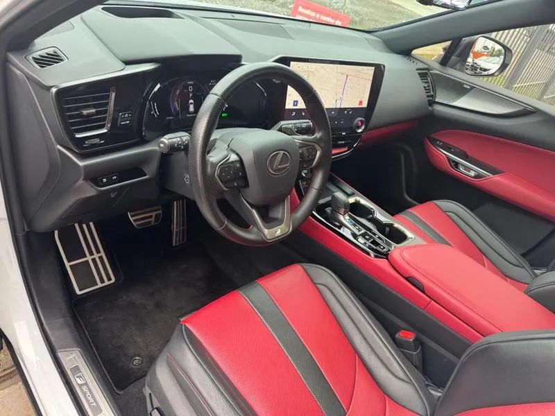 Lexus NX-350h F-sport 2.5 16V Aut. (hybrid), foto 16 de 20