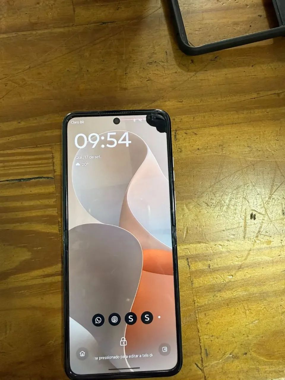 Celular Moto razr 60 - Foto 4